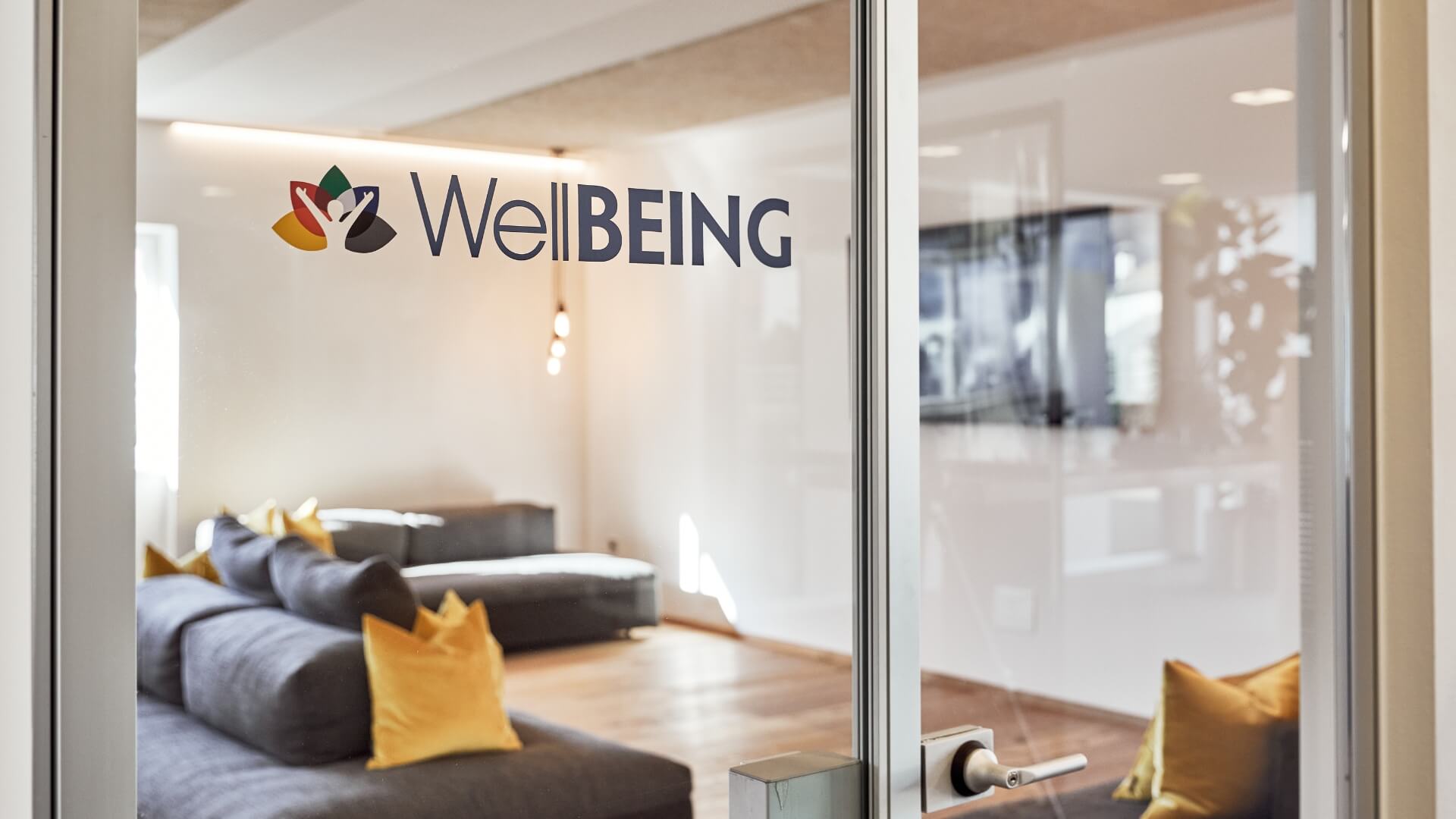 Im Headquarter in Italien besitzen wir den Pausenraum "Well Being".